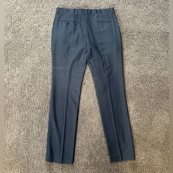 Men’s Slim J. Ferrar Suit Jacket and Pants - Picture 3 of 3